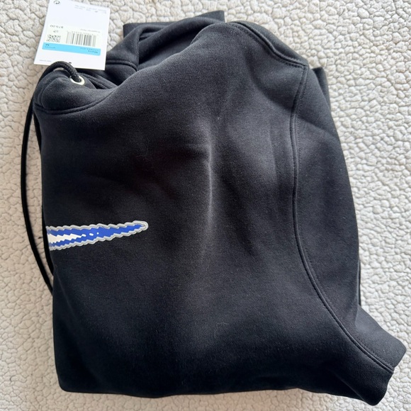 Nike Hoodie - Picture 2 of 3